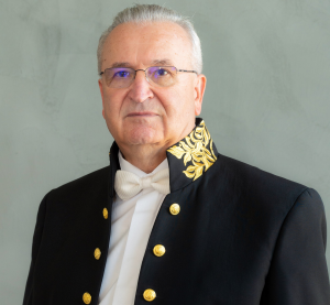 Acad. Vasile Pușcaș